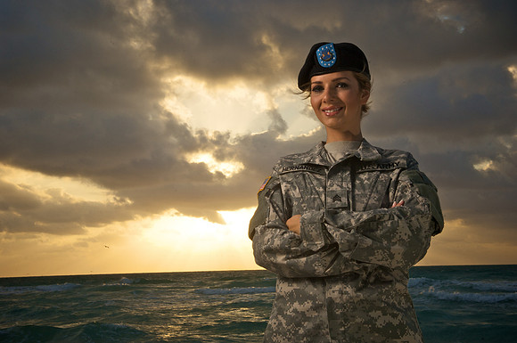 AA_20100512_AA04422